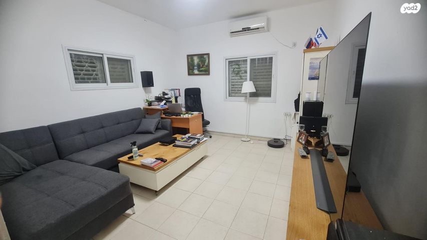 יוסף שפרינצק 45