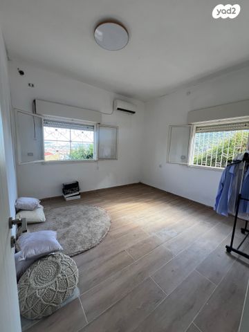 בית פרטי/ קוטג', קיבוץ גלויות, גבעת נשר, נשר