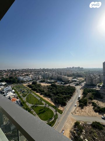 דירה, משה דיין, אפרידר, אשקלון