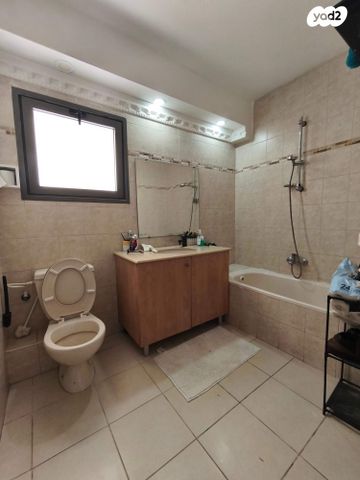 דירה, העצמאות 44, רובע הקריה, הסיטי, אשדוד