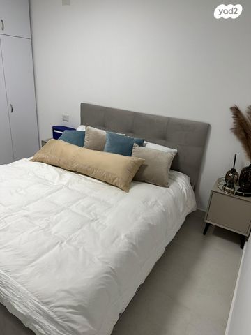 דירה, ניסים אלוני, פסגות אפק, ראש העין