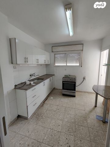 דירה, שכונה י"א, באר שבע