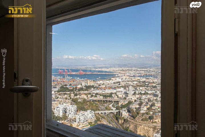 דירה, ליאון בלום, חיפה