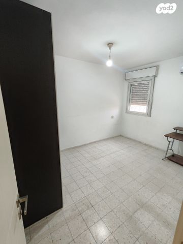 דירה, שכונה י"א, באר שבע