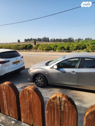 דו משפחתי, עצמון 10, חדרה