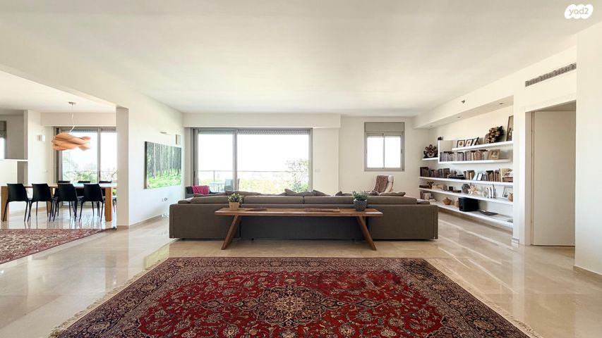 הנשיא הראשון 