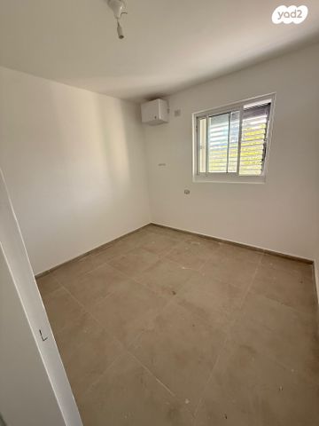 דירה, אילת 68, חולון