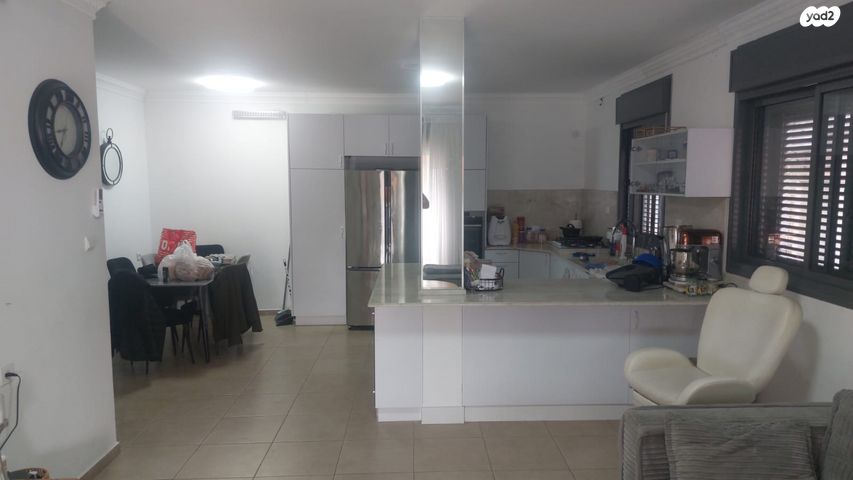 דירה, שמחה וילקומיץ' 20, ב' / צפון מערב העיר, רחובות