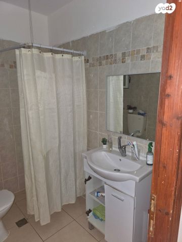 דירה, שכונה ותיקה - מרכז העיר, מעלות תרשיחא