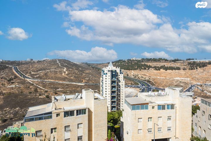 גג/ פנטהאוז, הרב יצחק נסים, חומת שמואל, הר חומה, ירושלים