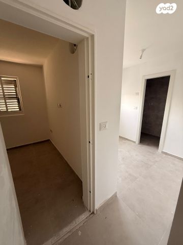 דירה, אילת 68, חולון