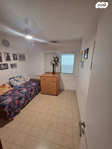 דירה, שדרות ח"ן 10, צור שלום, קרית ביאליק