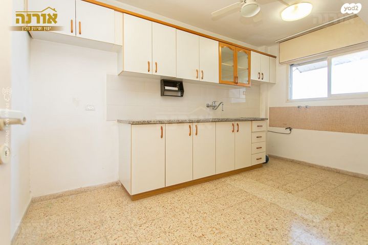 דירה, ליאון בלום, חיפה