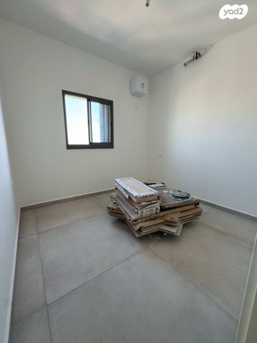 דירה, משה דיין, אפרידר, אשקלון