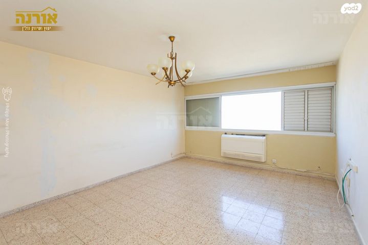 דירה, ליאון בלום, חיפה