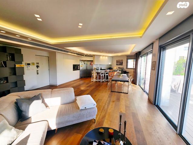 דירת גן, מאיר יערי, כוכב הצפון, תל אביב יפו