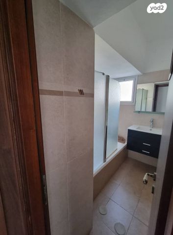 דירה, יהושע חנקין 77, רסקו א', חולון