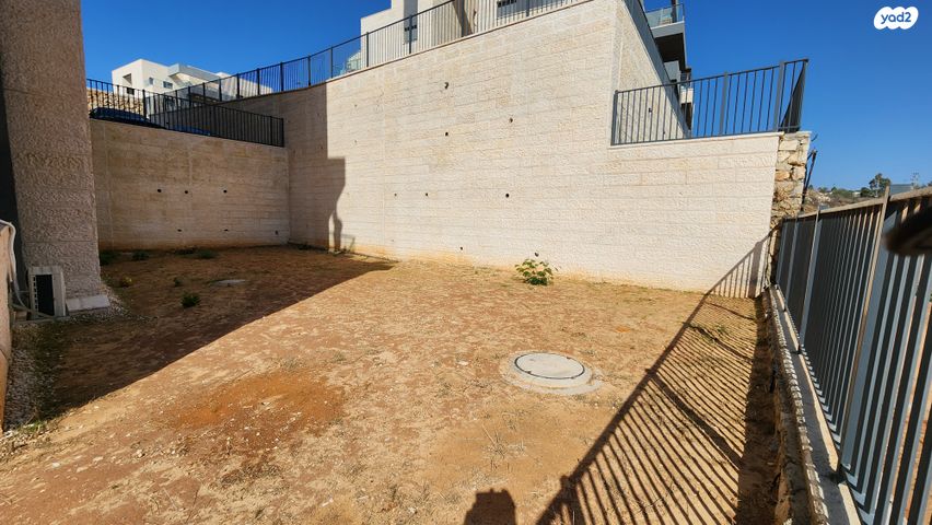 דירת גן, קרני שומרון