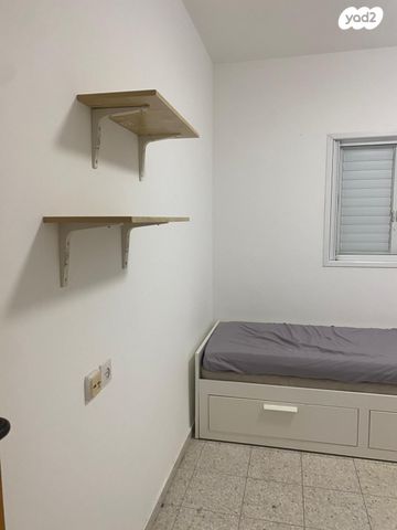 דירה, ב' / צפון מערב העיר, רחובות