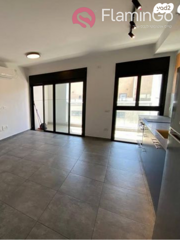 דירה, הנמל 42, שער פלמר, תחנת רכבת השמונה, חיפה