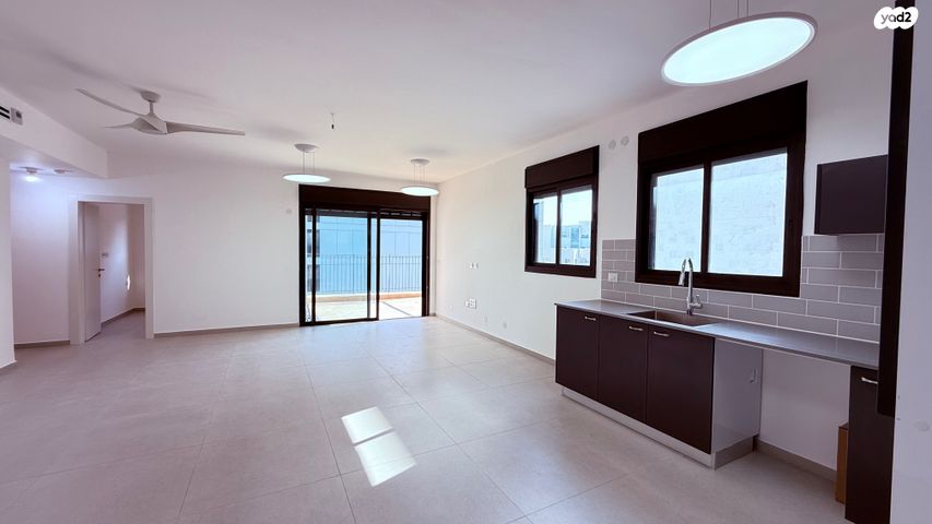 דירה, מגיני נגבה 2, הרצליה