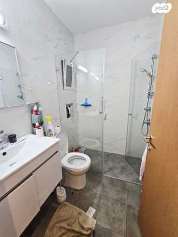 דירה, אסירי ציון, נווה גן, פתח תקווה