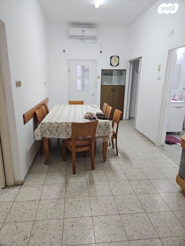 בית פרטי/ קוטג', הל"ה, רמת אפרים, נתניה