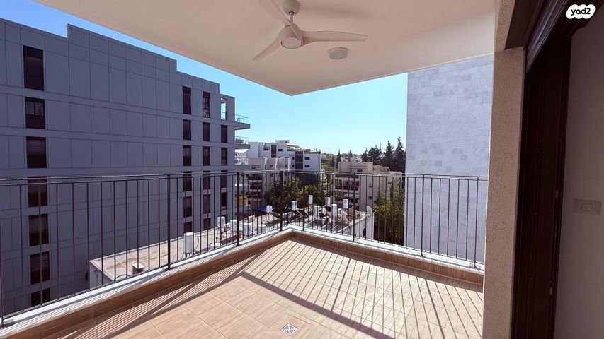 דירה, מגיני נגבה 2, הרצליה