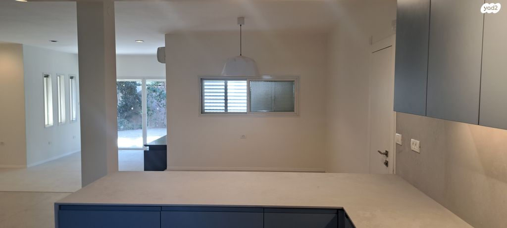 דו משפחתי, הגבורה 10, הרצליה פיתוח, הרצליה