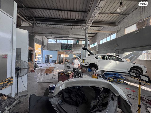 מבני תעשיה, פרדס חנה כרכור