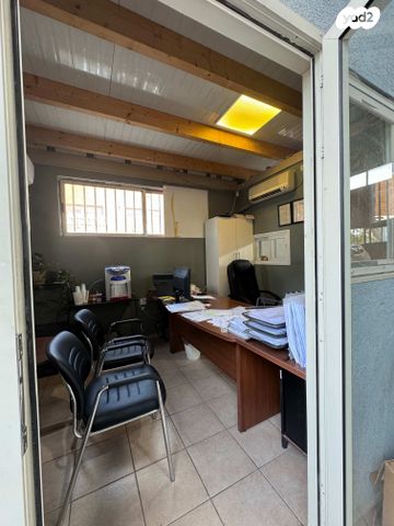 מבני תעשיה, פרדס חנה כרכור