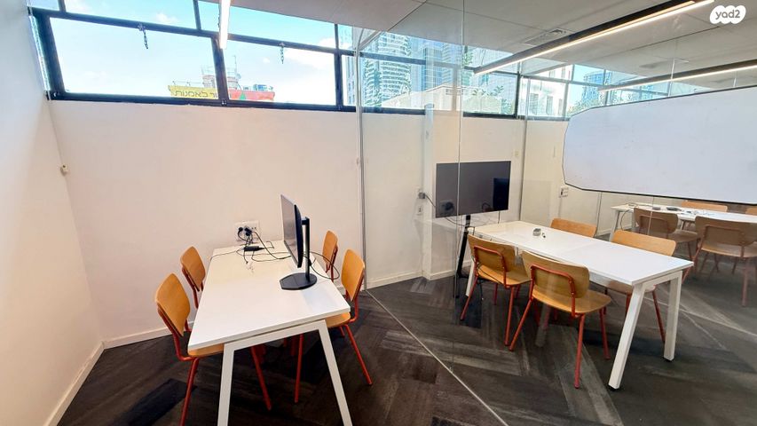 משרדים, דוד חכמי, מונטיפיורי, הרכבת, תל אביב יפו