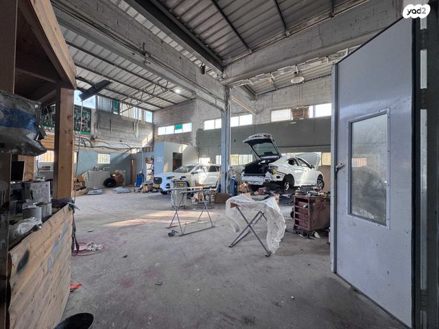 מבני תעשיה, פרדס חנה כרכור