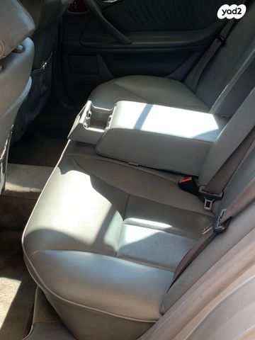 מרצדס-בנץ E-class