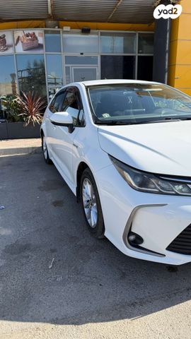 טויוטה קורולה