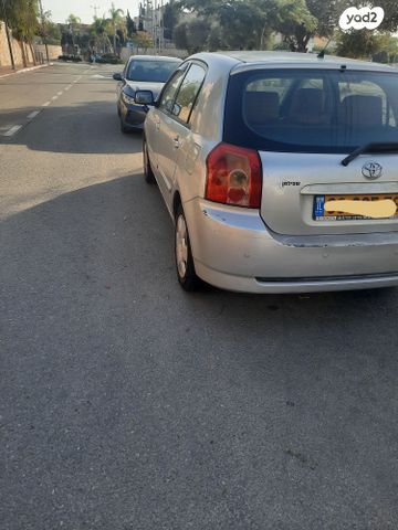 טויוטה קורולה