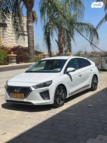 יונדאי איוניק