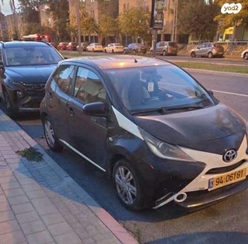 מודעת רכב טויוטה אייגו