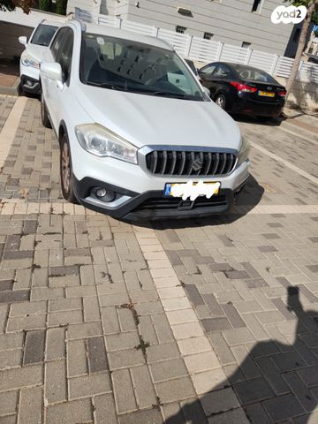 סוזוקי קרוסאובר