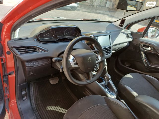 מודעת רכב פיג'ו 208