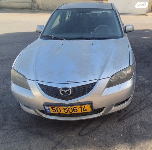 מודעת רכב מאזדה 3