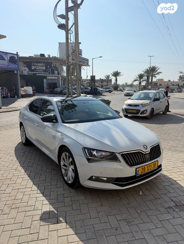 מודעת רכב סקודה סופרב