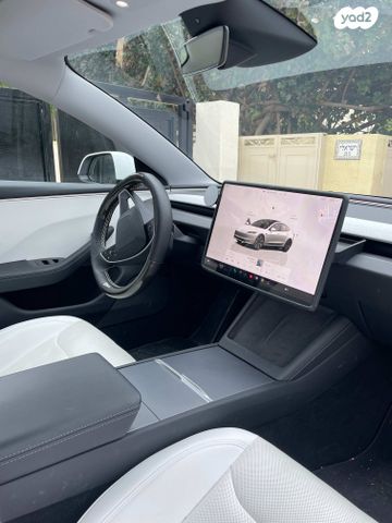 טסלה מודל 3