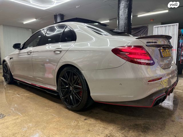 מרצדס-בנץ E-class