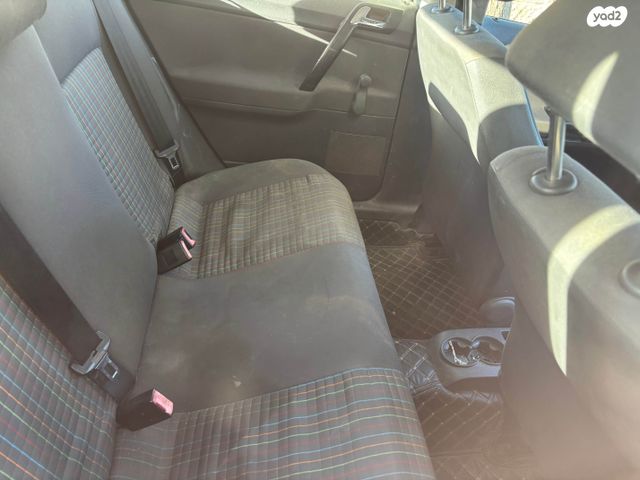 פולקסווגן פולו 