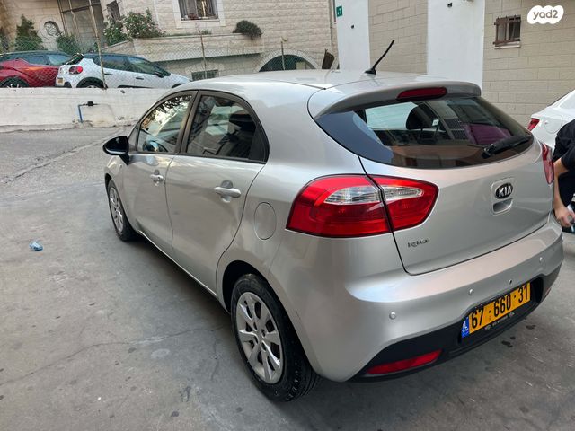 מודעת רכב קיה ריו