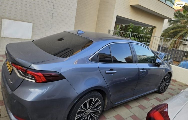 מודעת רכב טויוטה קורולה