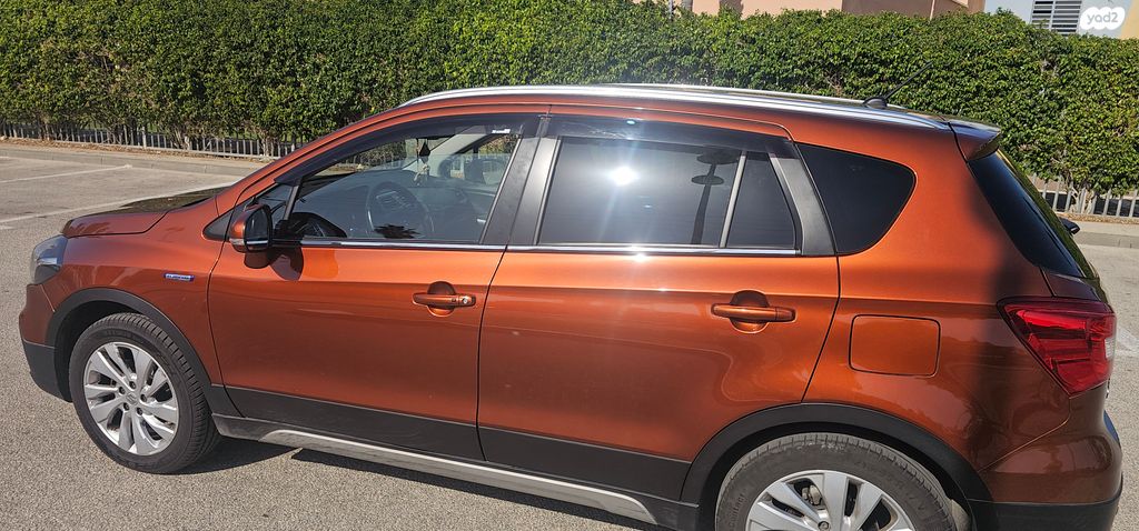 סוזוקי קרוסאובר