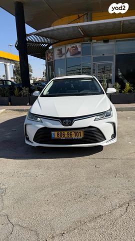 טויוטה קורולה