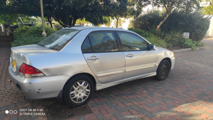 מיצובישי לנסר